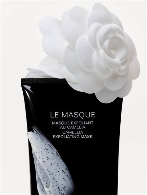 LE MASQUE Masks & Scrubs 